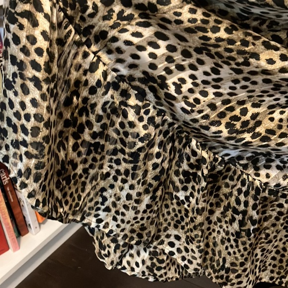 NWT River Island leopard maxi dress with ruffles and cut out sides - Picture 9 of 12